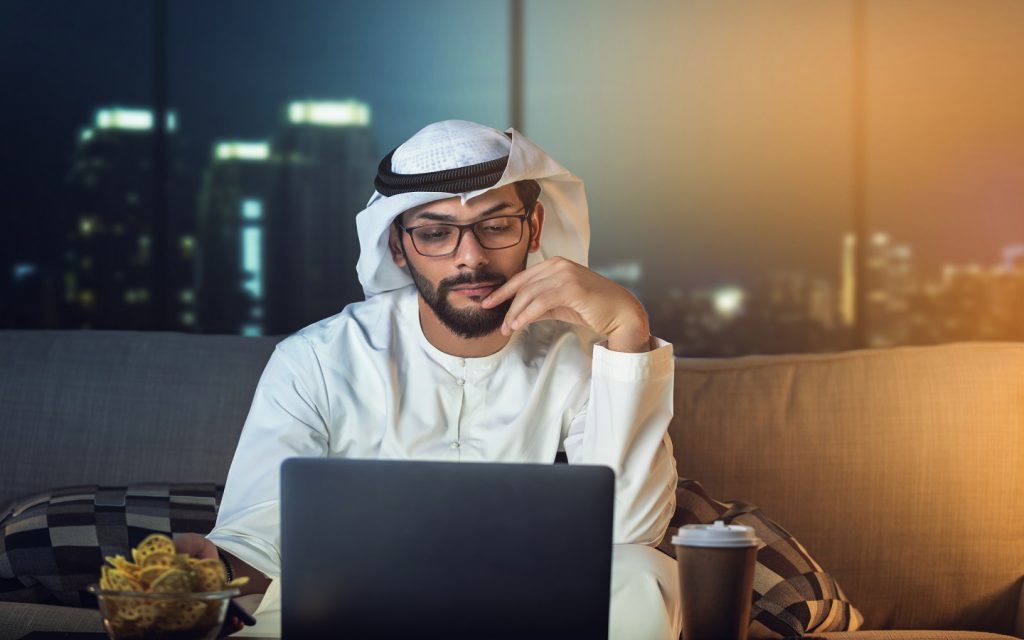 ساعات دوام العمل الرسمية رمضان 2023 في الامارات؟