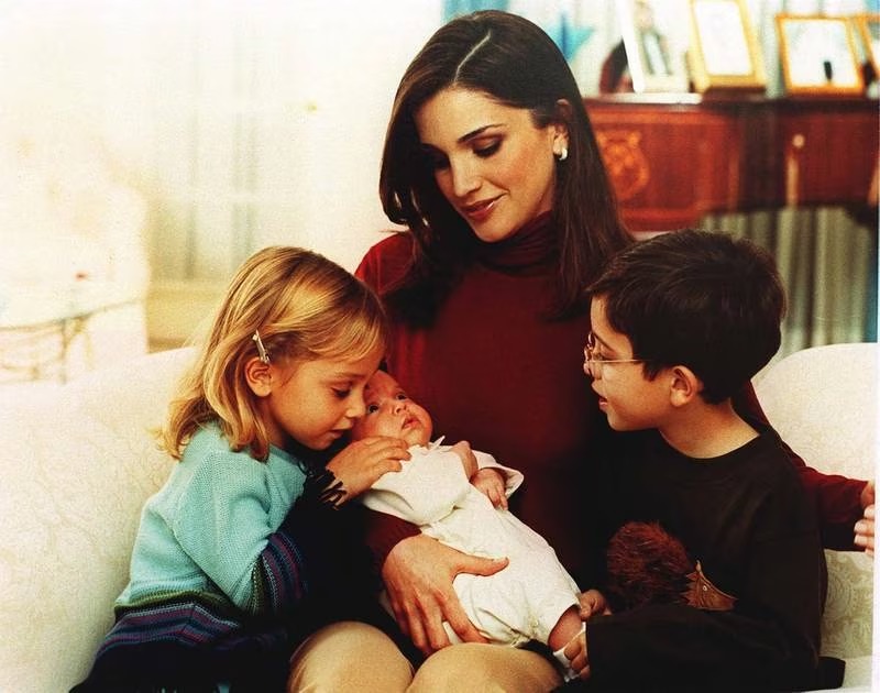 الملكة رانيا و أولادها