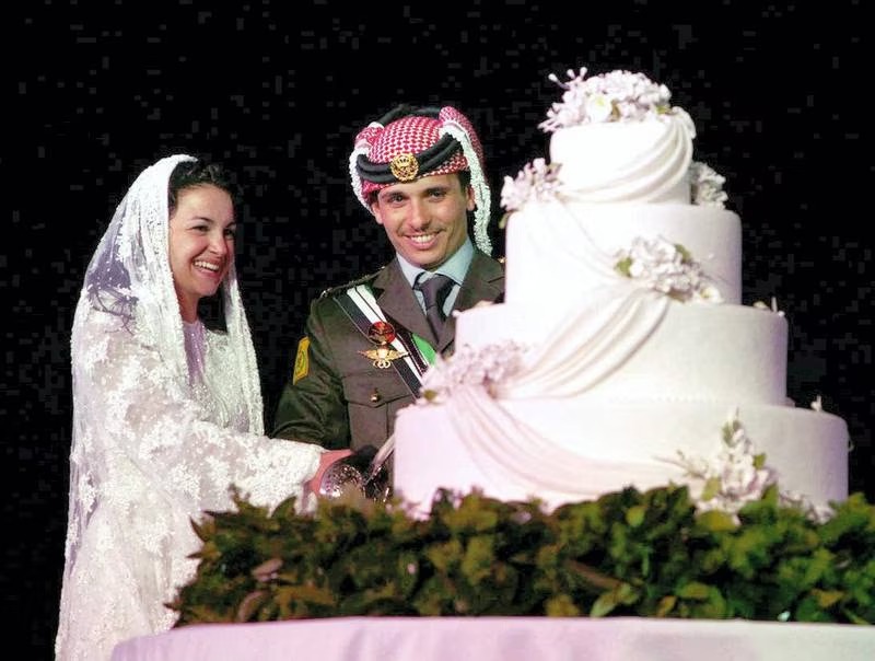 الأمير حمزة والأميرة نور 2004