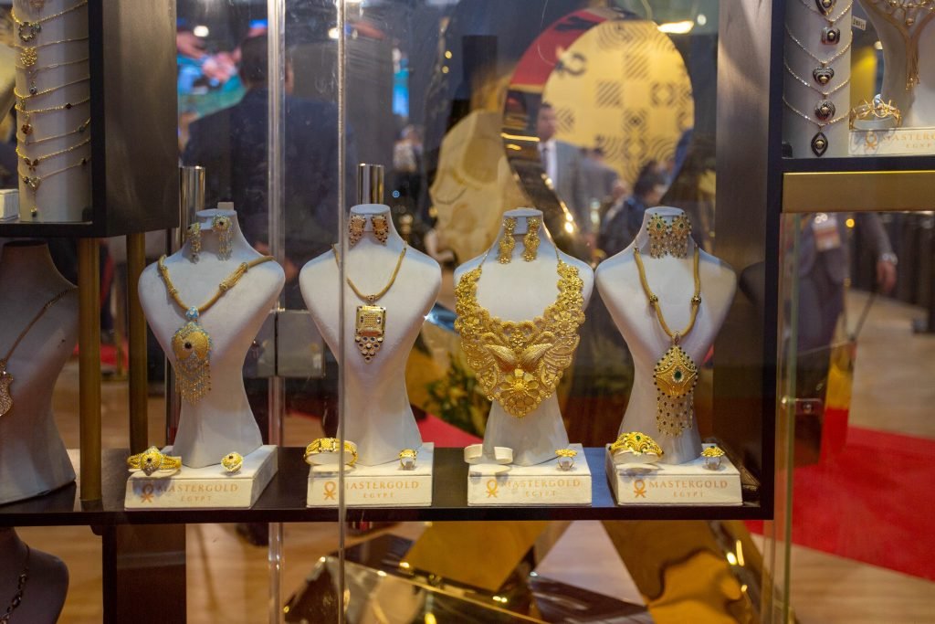 هل تستمر أسعار الذهب في مصر في الارتفاع؟