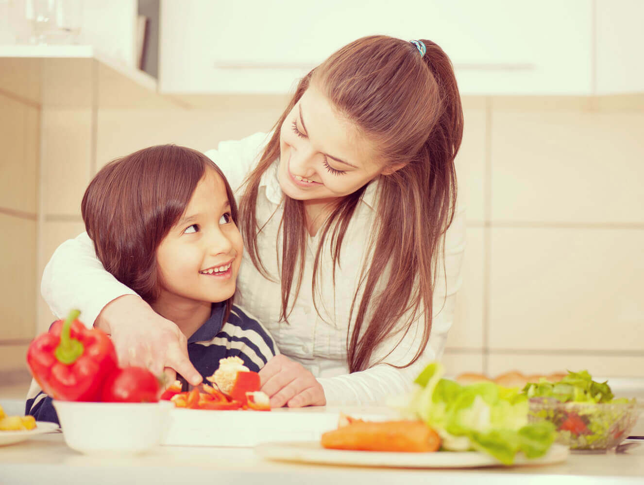أطعمة مهمة لنمو وتطور أطفالك: دور الغذاء في بناء الصحة والقدرات العقلية والجسدية