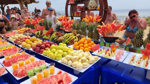 مهرجانات فواكه الصيف في البحر الأحمر: تجربة استثنائية للسياح